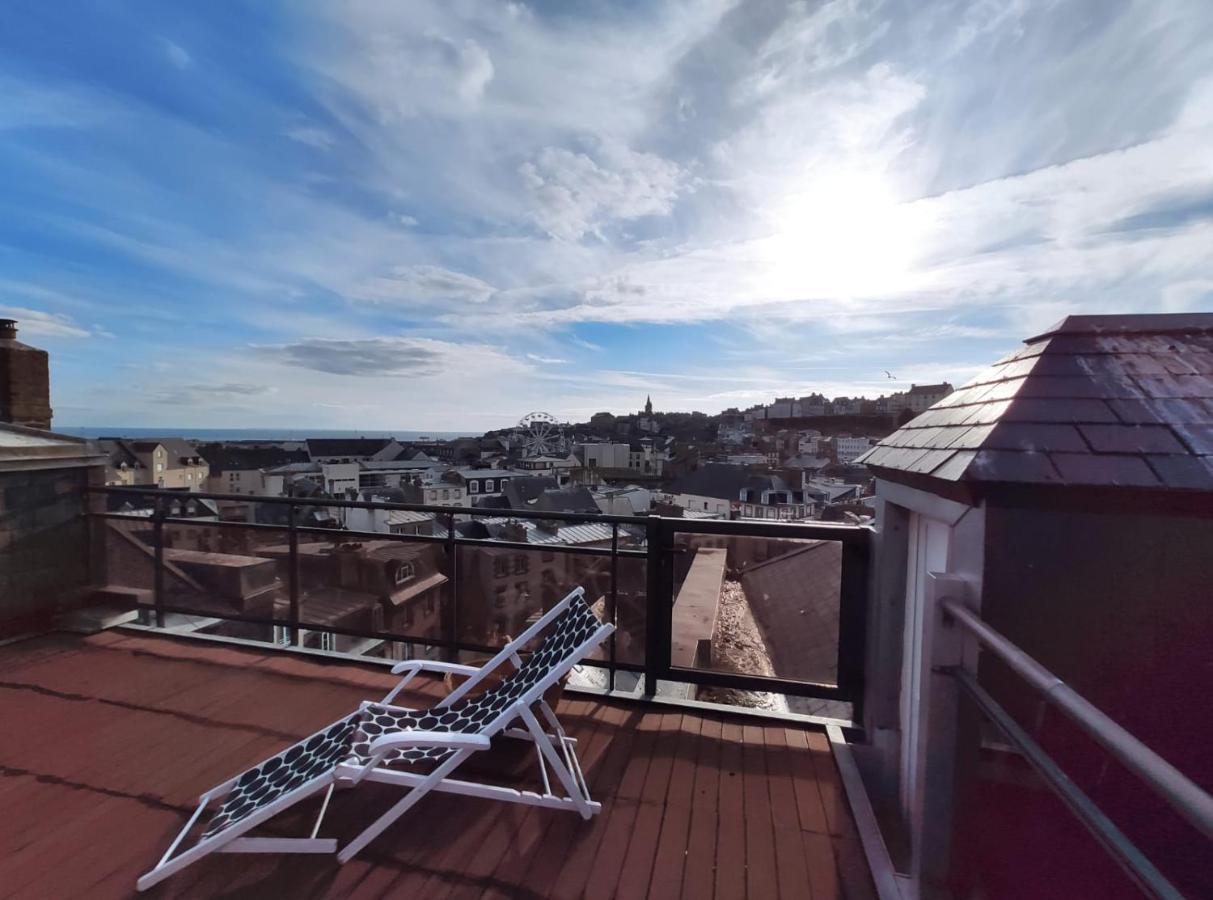 Le Balcon Des Vents Leilighet Granville Eksteriør bilde